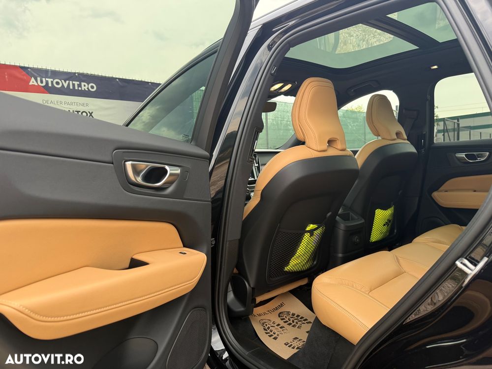 Volvo XC 60 T8 AWD Plus Dark - 7