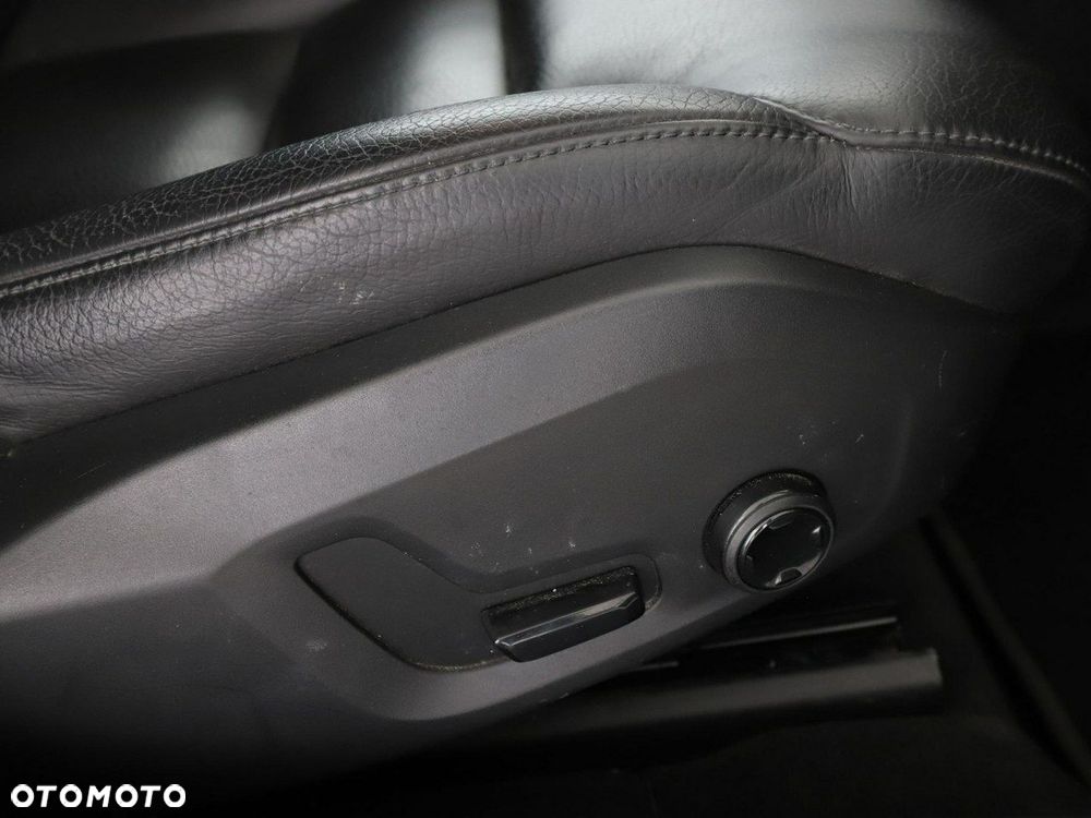 Volvo V90 D3 Momentum - 35