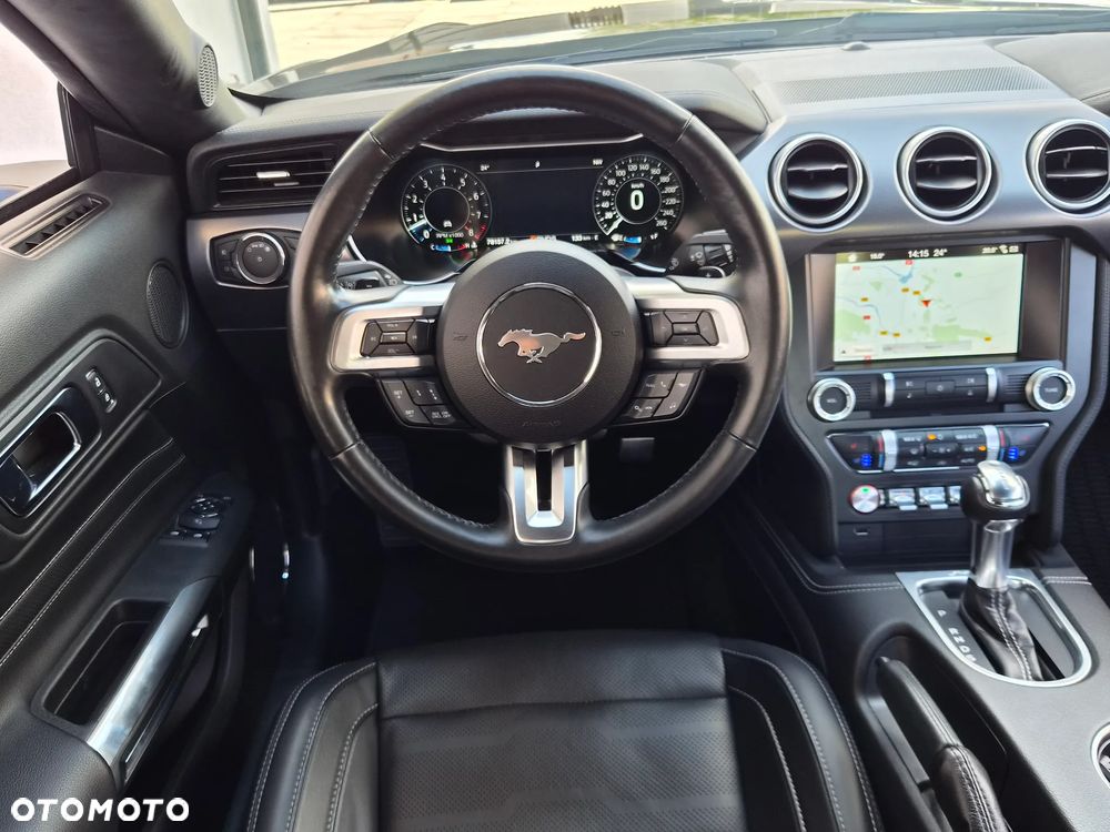 Ford Mustang - 6