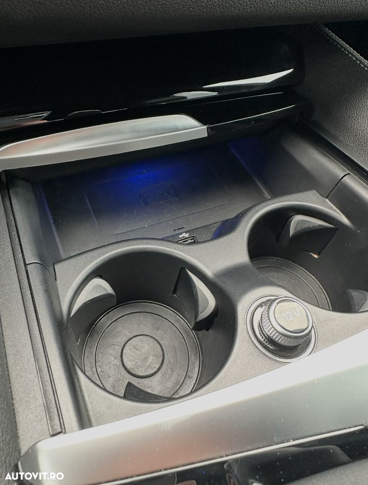 BMW Seria 5 518d Aut. Luxury Line - 16