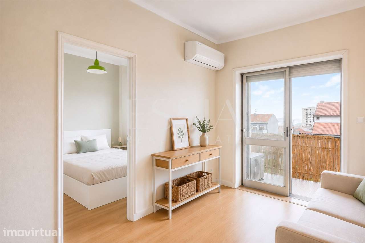 Apartamento T1 Próximo da Praça Velasquez com Varanda - Grande imagem: 5/24