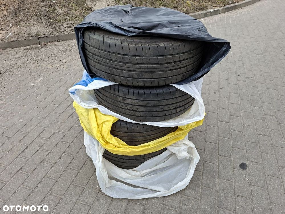 Mercedes-Benz GLA 250 4-Matic - 29