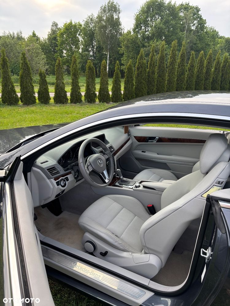 Mercedes-Benz Klasa E 350 CDI DPF BlueEFFICIENCY 7G-TRONIC Avantgarde - 12