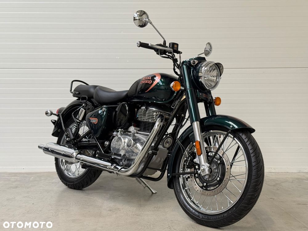 Royal Enfield Classic - 2