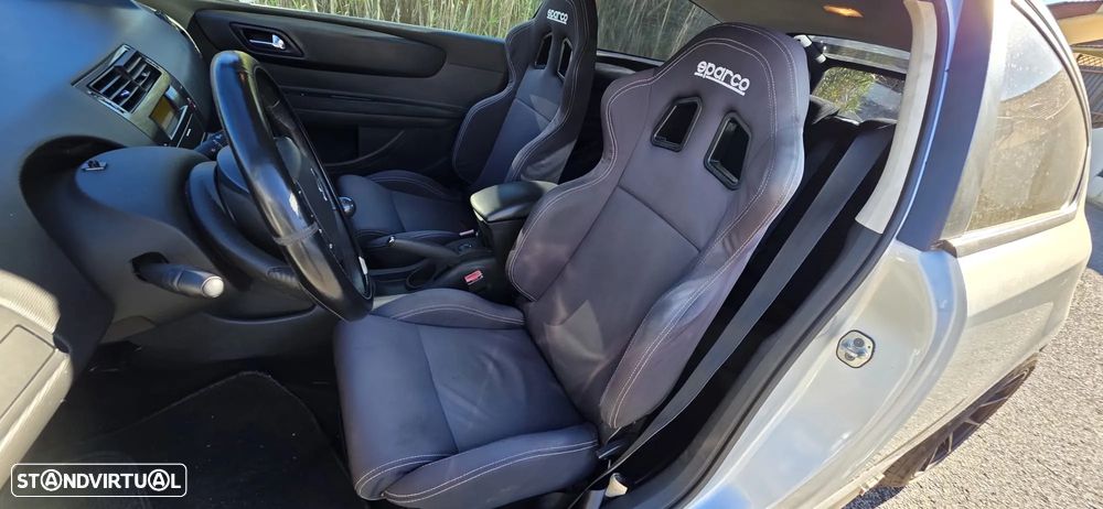 Citroën C4 Coupé 1.6 HDi VTR Pack - 9