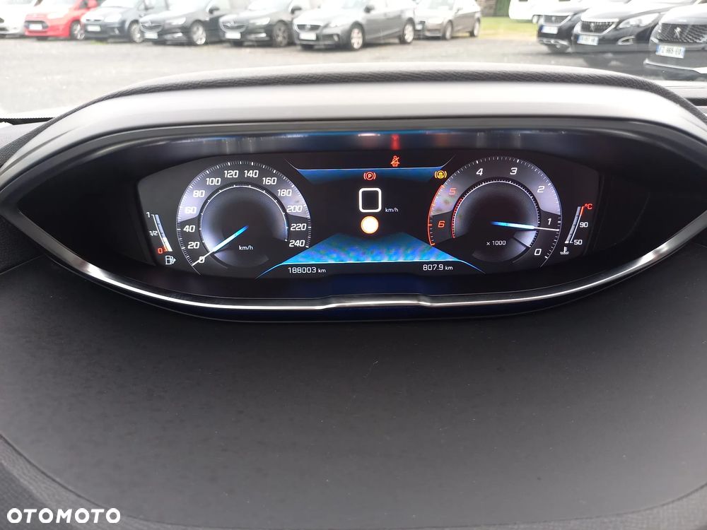 Peugeot 5008 BlueHDI 130 Allure Business-Paket - 29