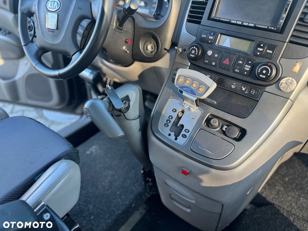 Kia Carnival 06-09 - 14