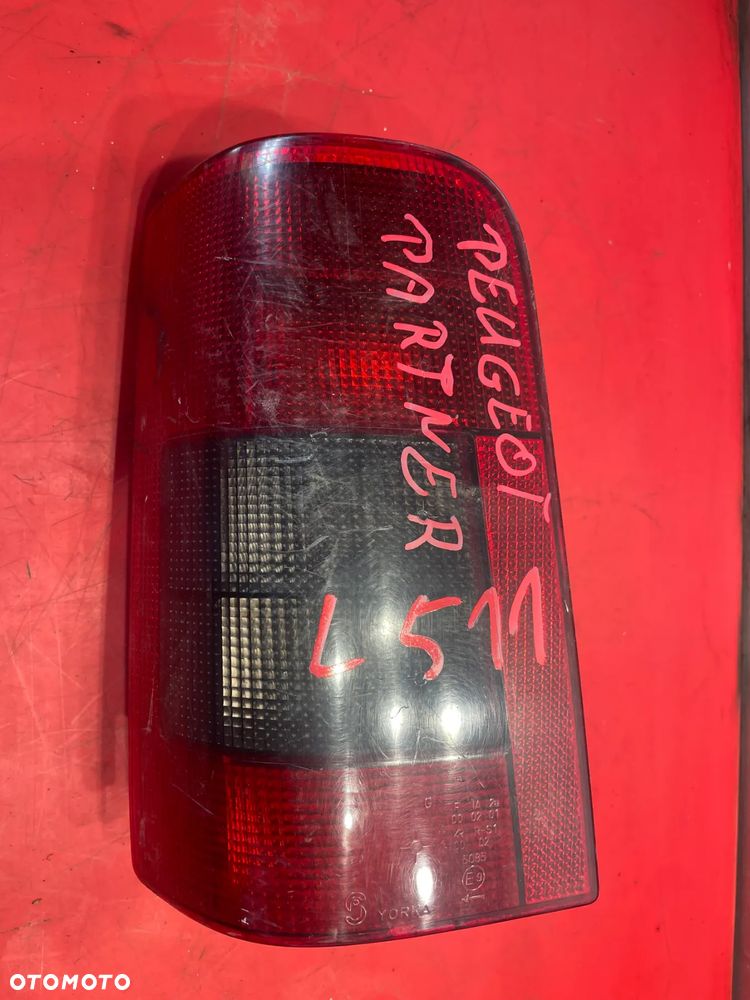 Lampa Tylna Lewa Peugeot Partner - 1