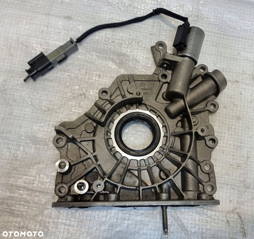 POMPA OLEJU OPEL GRANDLAND 1.6 BLUE HDI 9813581580