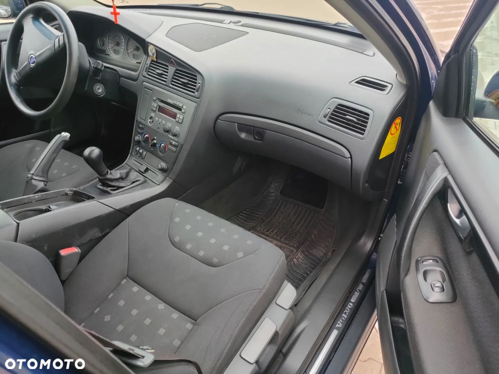 Volvo S60 2.4 D5 - 21