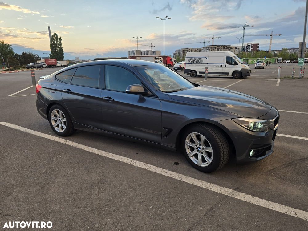 BMW Seria 3 320d xDrive AT - 2