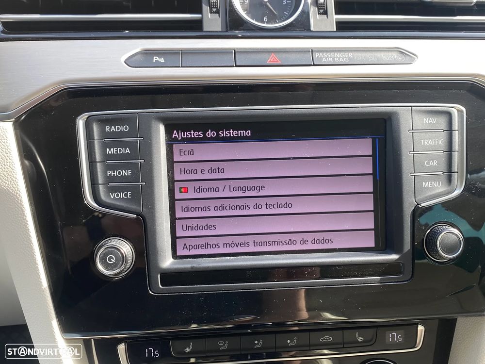 VW Passat Variant 2.0 TDI Highline DSG - 24