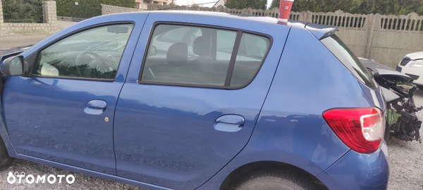 Dacia Sandero drzwi kompletne
