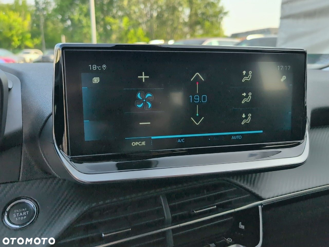 Peugeot 2008 1.2 PureTech Allure Pack S&S EAT8 - 19