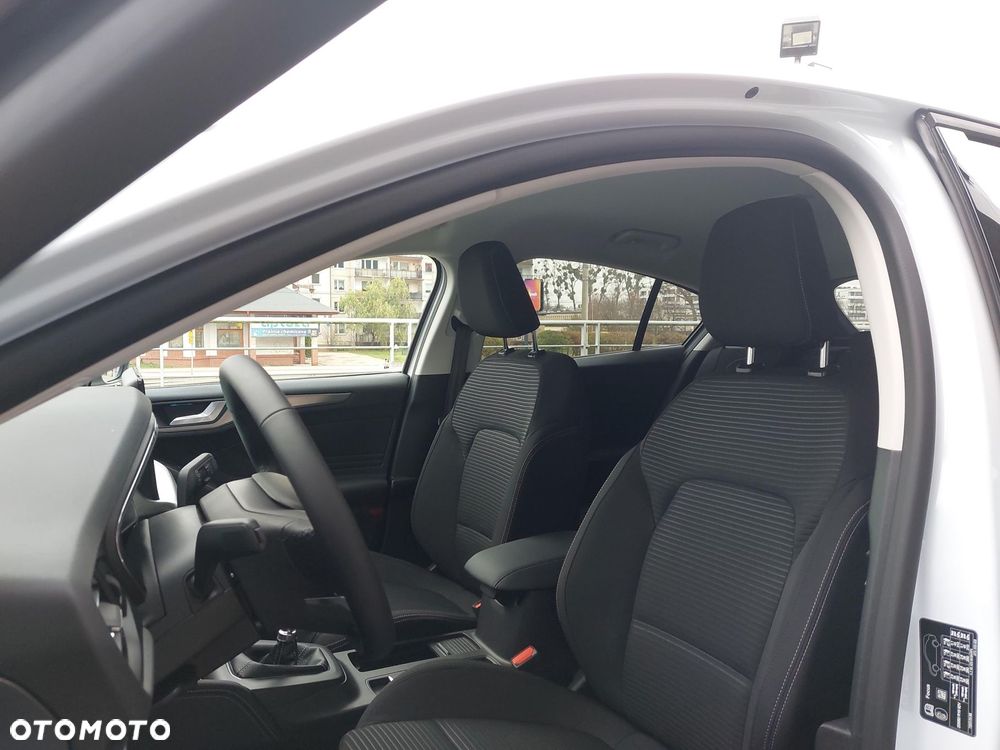 Ford Focus 1.0 EcoBoost Titanium X - 11