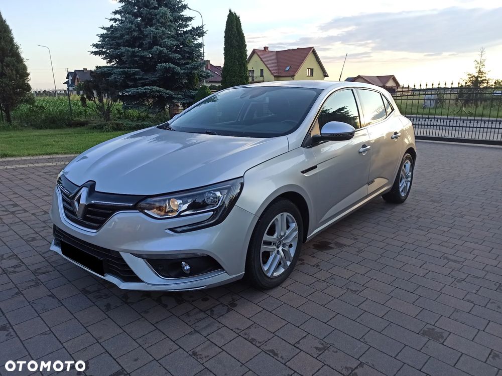 Renault Megane 1.5 dCi Energy Bose EU6 - 8