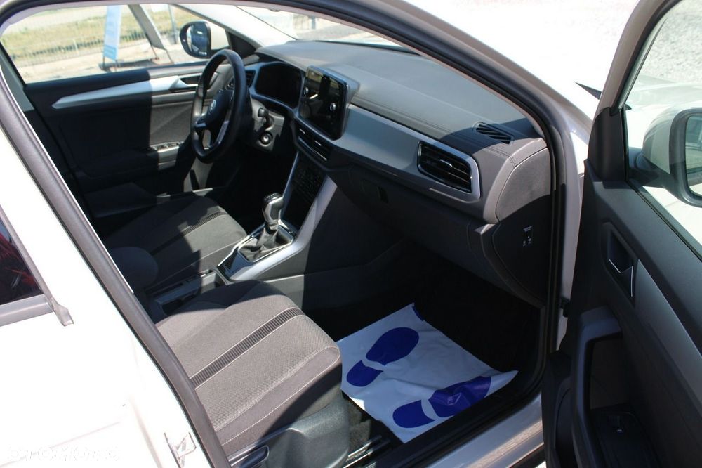 Volkswagen T-Roc - 26