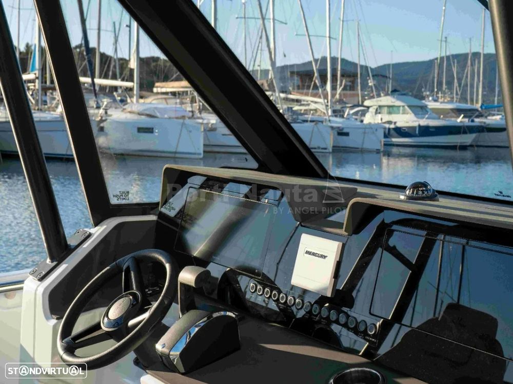 Wellcraft 28 T-Top - 7