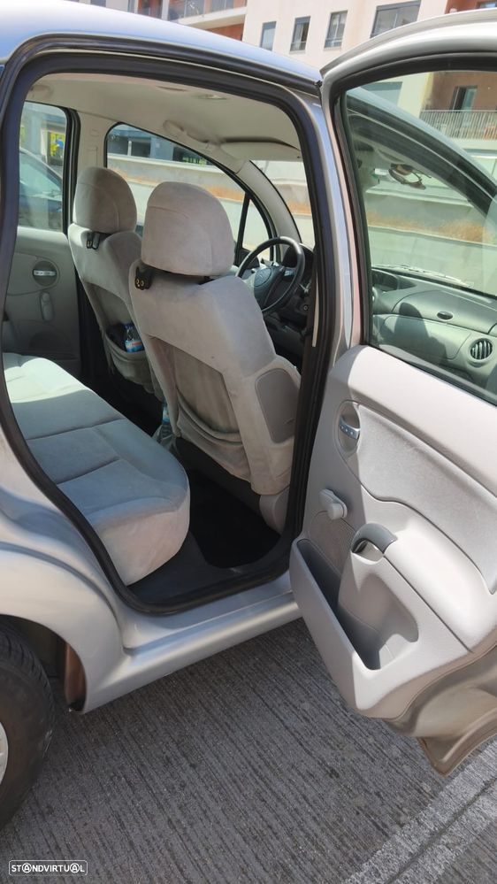 Citroën C3 1.6 16V Exclusive - 6