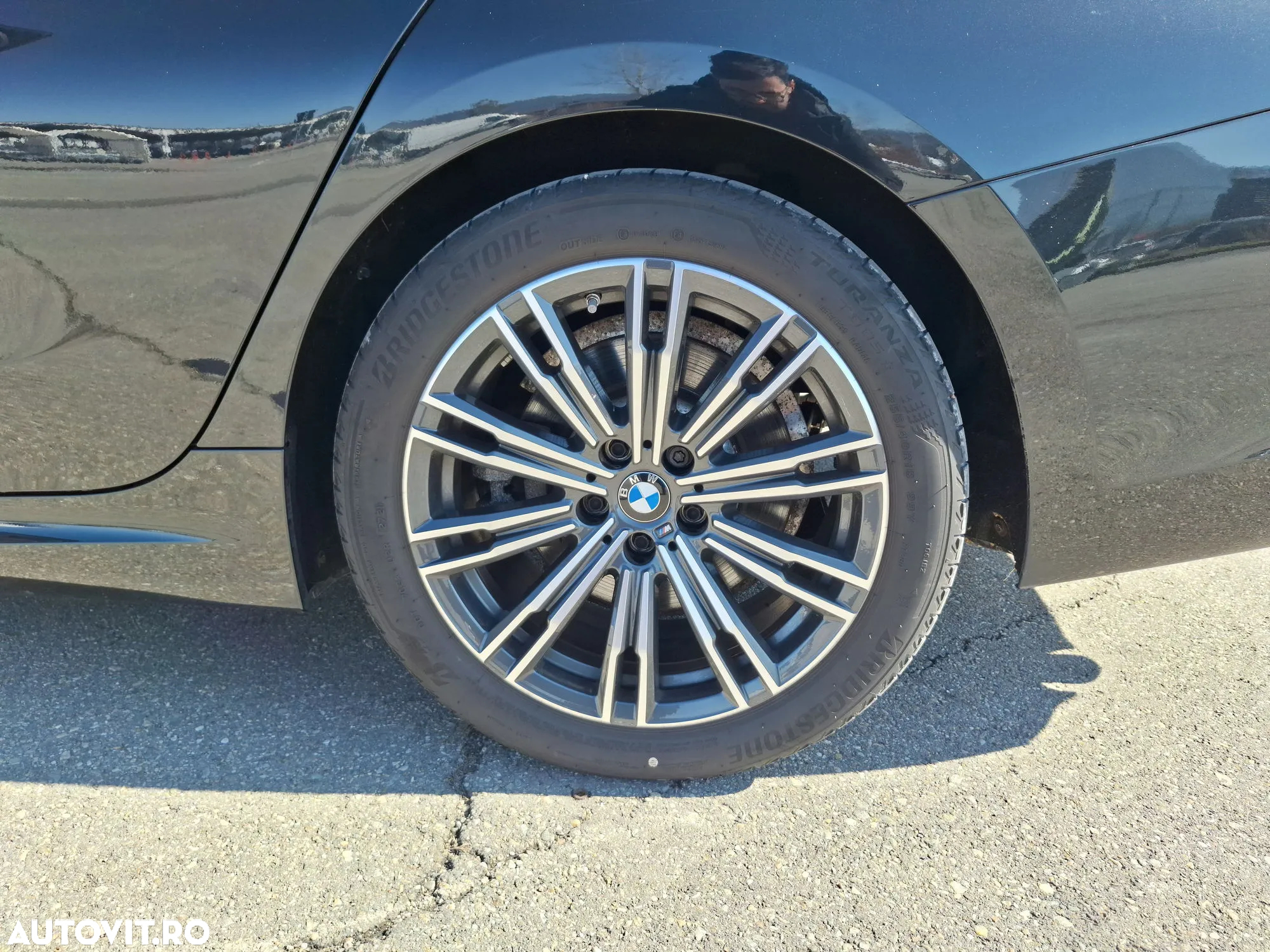 BMW Seria 3 330d xDrive AT MHEV - 33