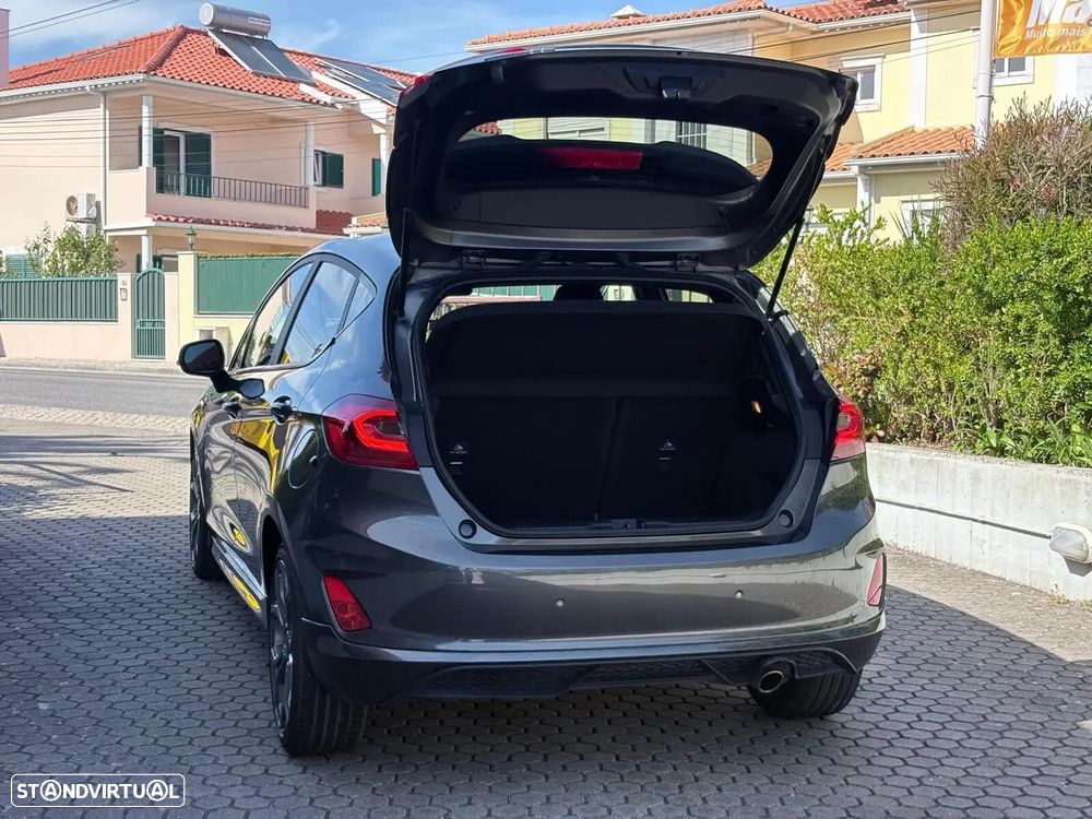 Ford Fiesta 1.0 EcoBoost ST-Line - 28
