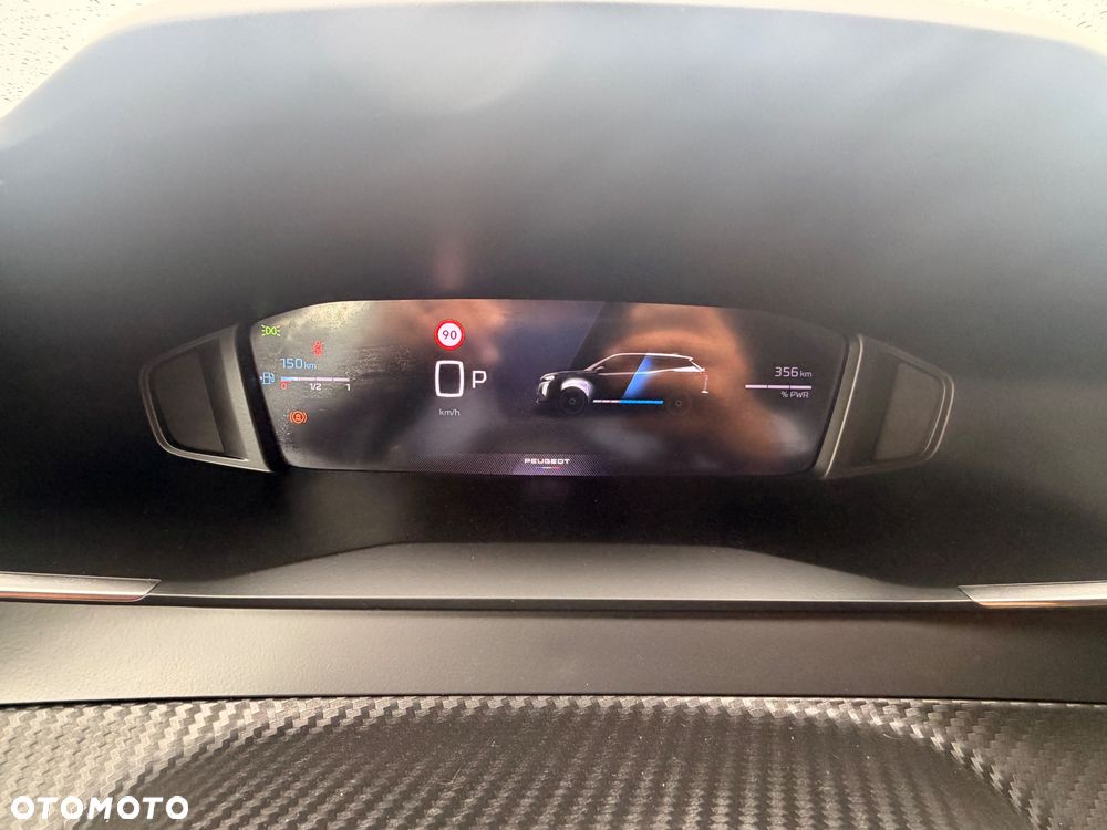 Peugeot 2008 Hybrid 136 e-DSC GT - 26