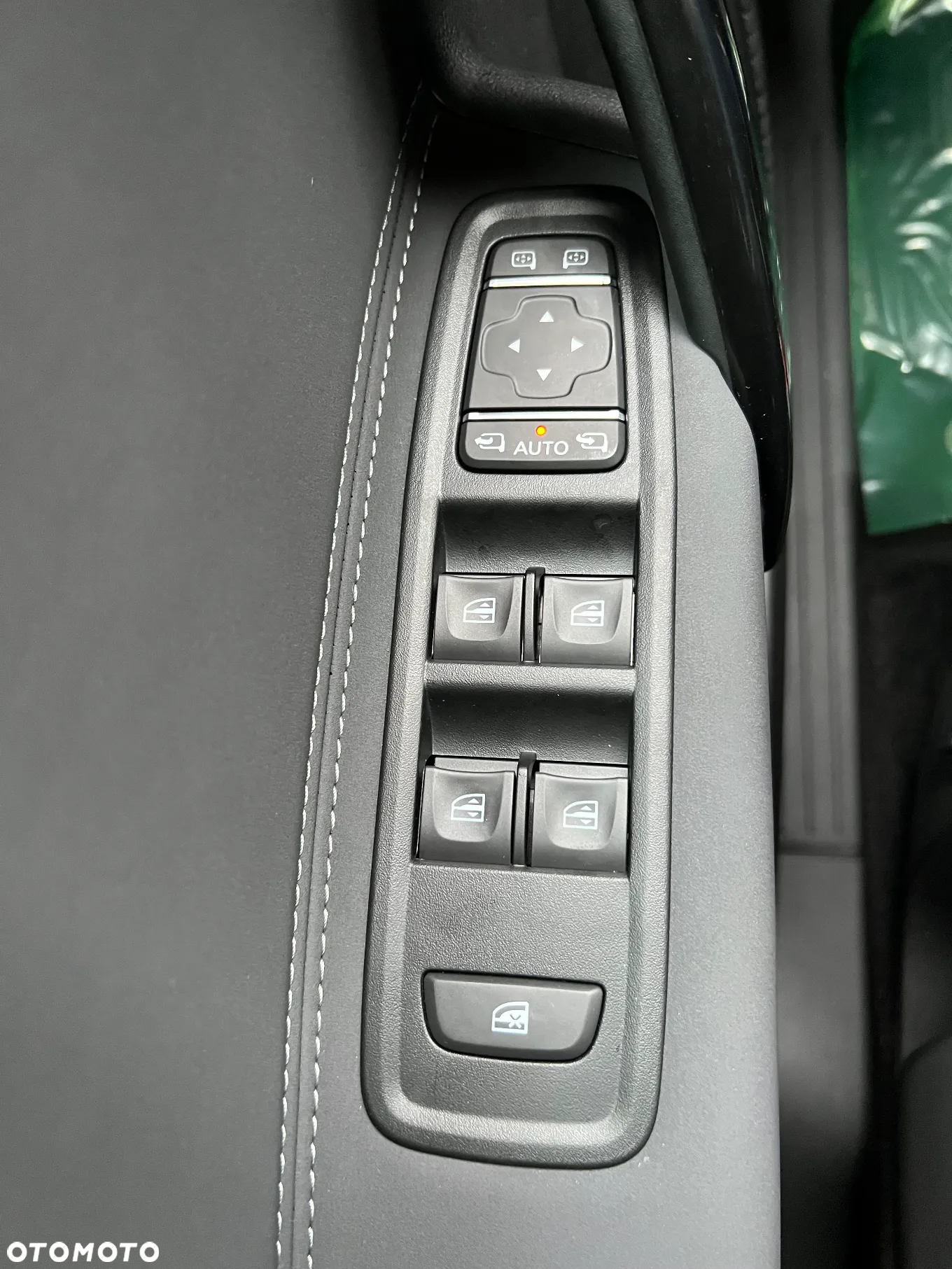 Mercedes-Benz Klasa T 180 d Automatik - 32
