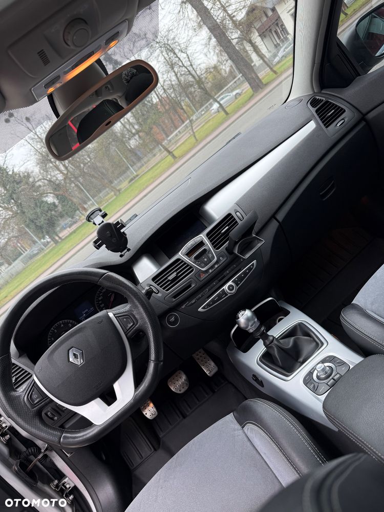 Renault Laguna 2.0 16V Turbo GT - 9