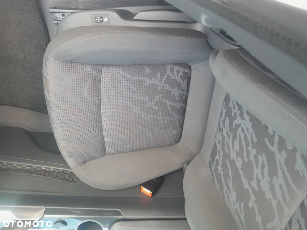 Peugeot 3008 1.6 THP Active - 22