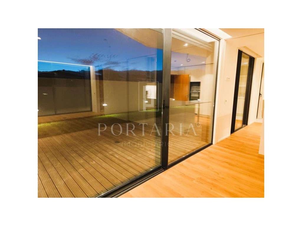 Moradia T3 nova, pronta a habitar em Aveiro - Casas do Alto - Grande imagem: 5/25