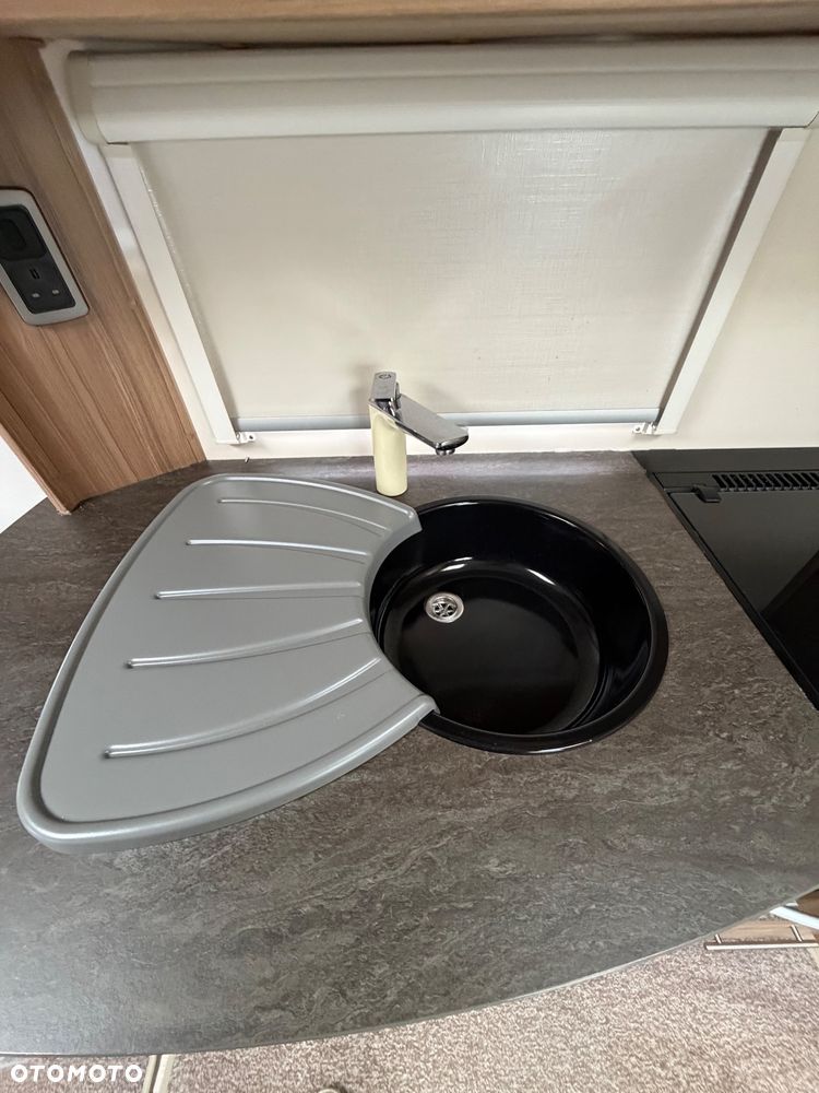 Lunar Quasar 462 - 33