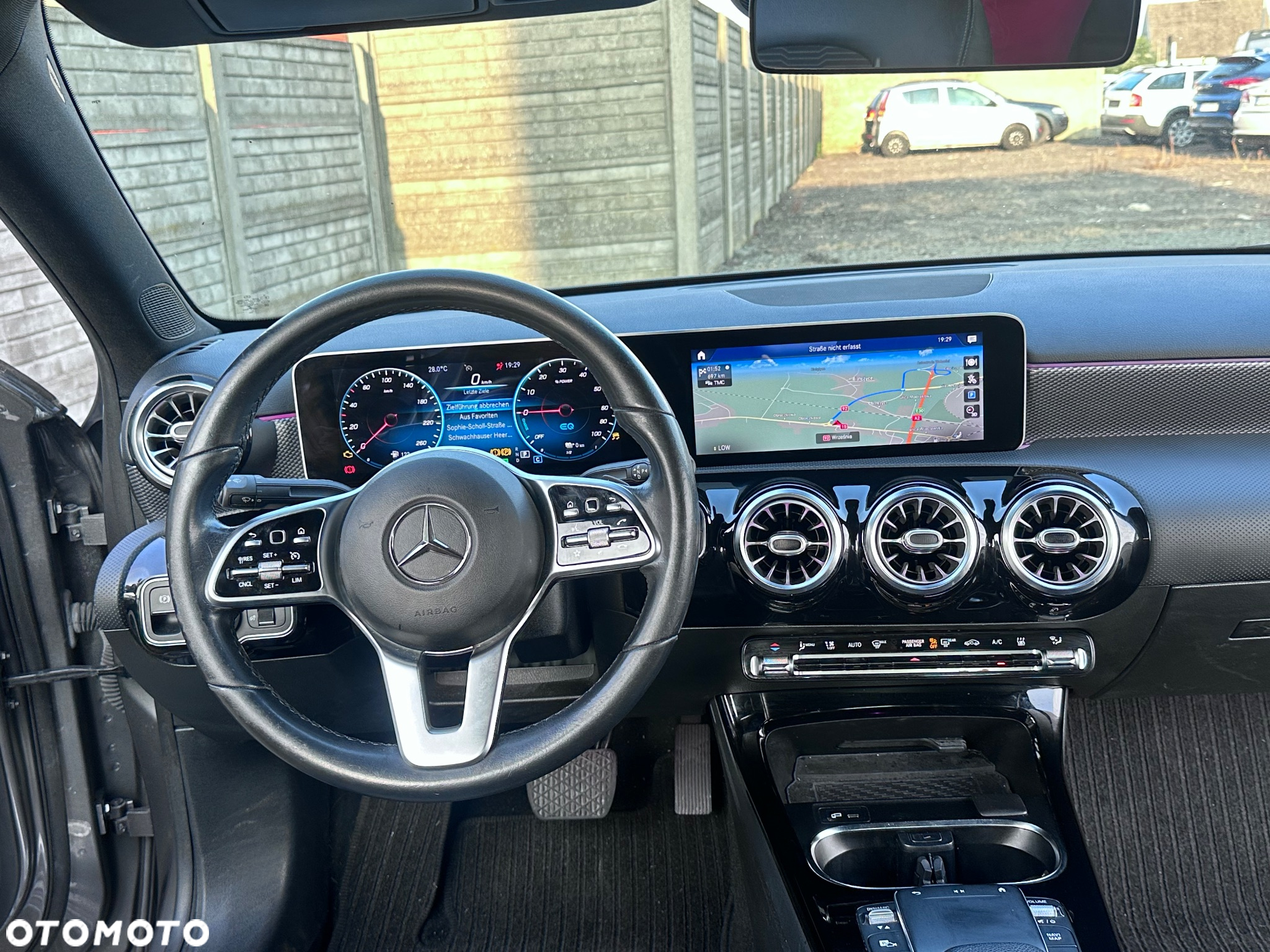 Mercedes-Benz Klasa A 250 e 8G-DCT Progressive - 11