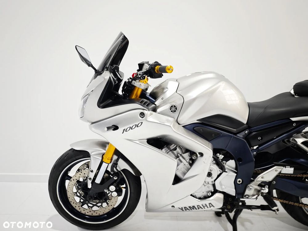 Yamaha FZ - 19