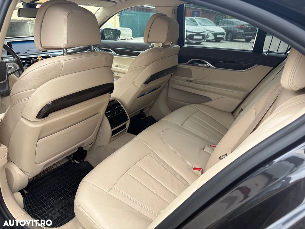 BMW Seria 7 - 13
