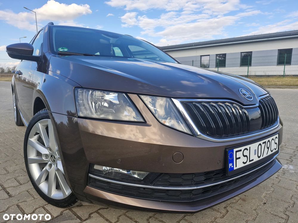 Skoda Octavia 2.0 TDI SCR Clever DSG - 6