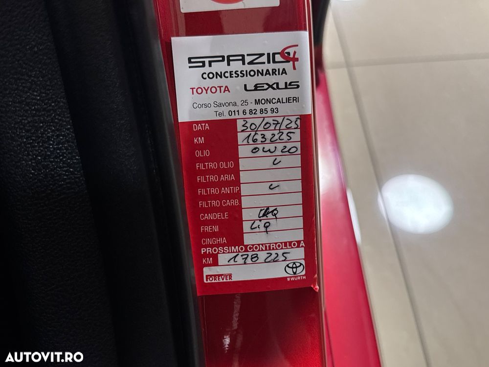 Toyota Prius HSD Sol Plus - 35