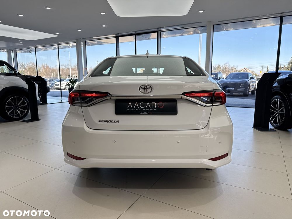 Toyota Corolla - 4