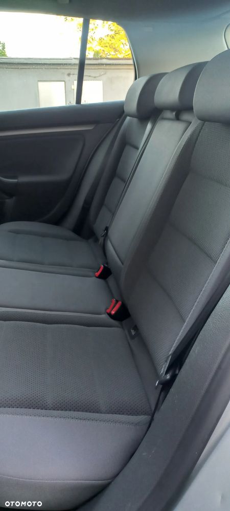 Volkswagen Golf 1.6 Comfortline - 13