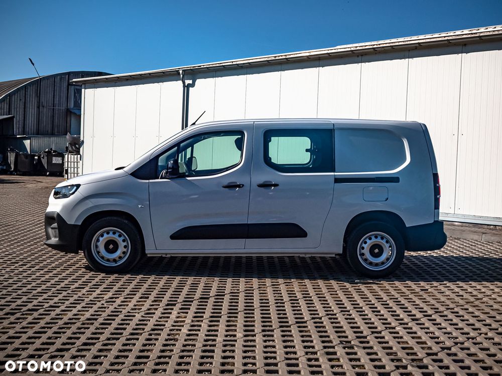 Fiat FIAT DOBLO ZAŁOGOWY XL DIESEL 100KM MANUAL - 9
