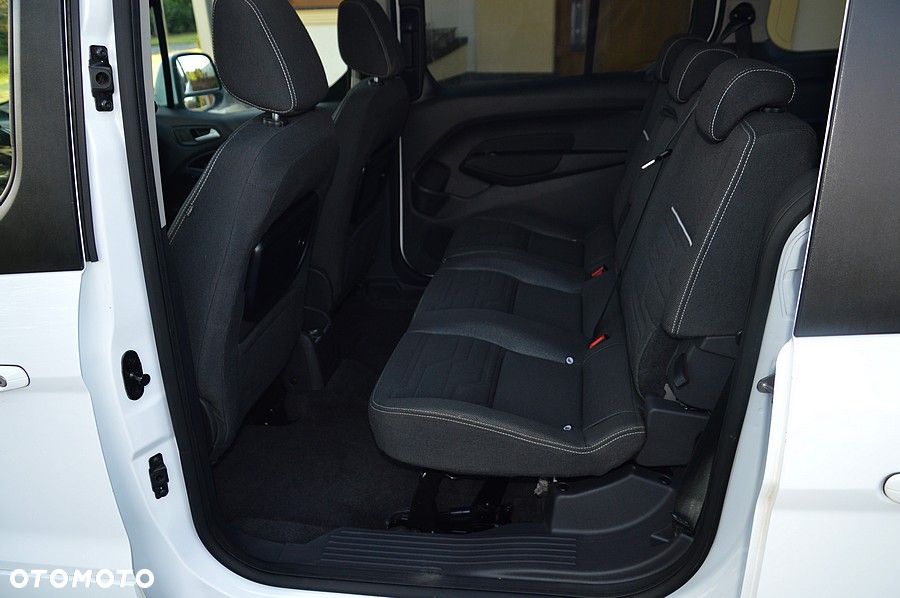 Ford Tourneo Connect Grand 1.6 TDCi Titanium - 24