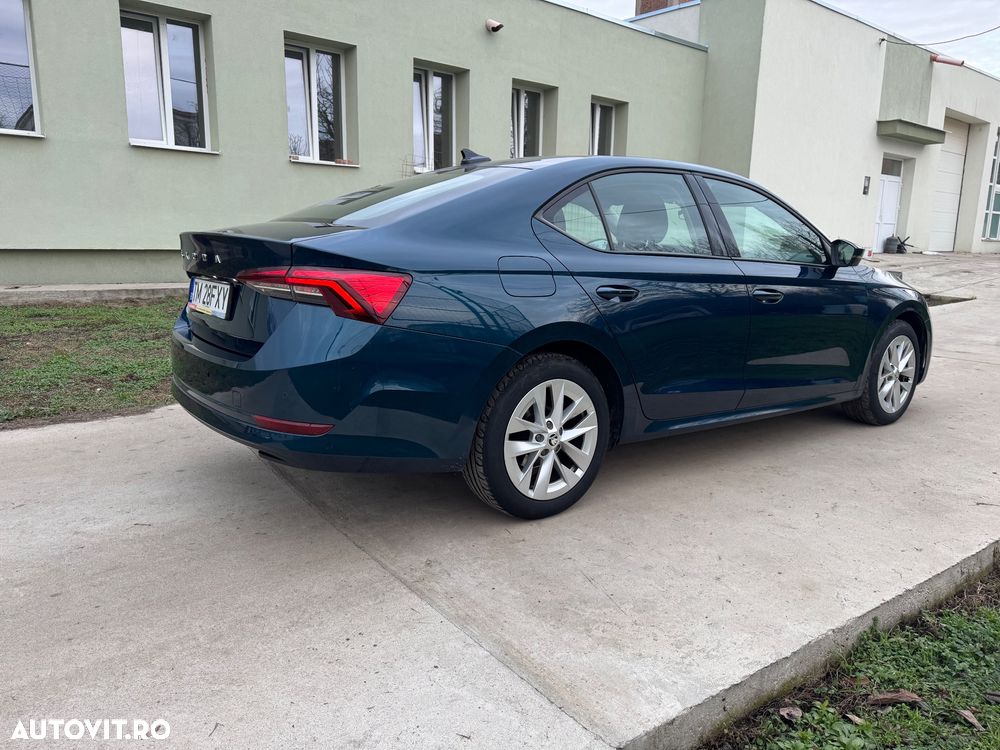 Skoda Octavia 2.0 TDI DSG Style - 3