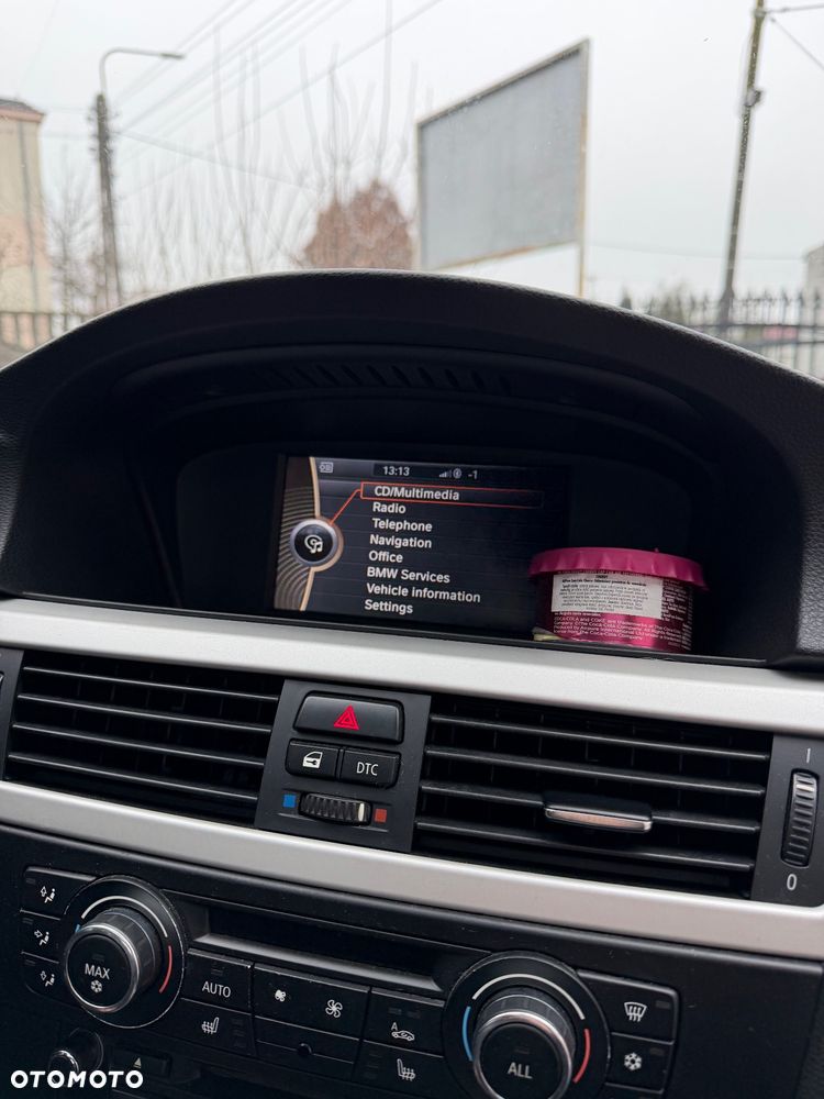 BMW Seria 3 320d - 14