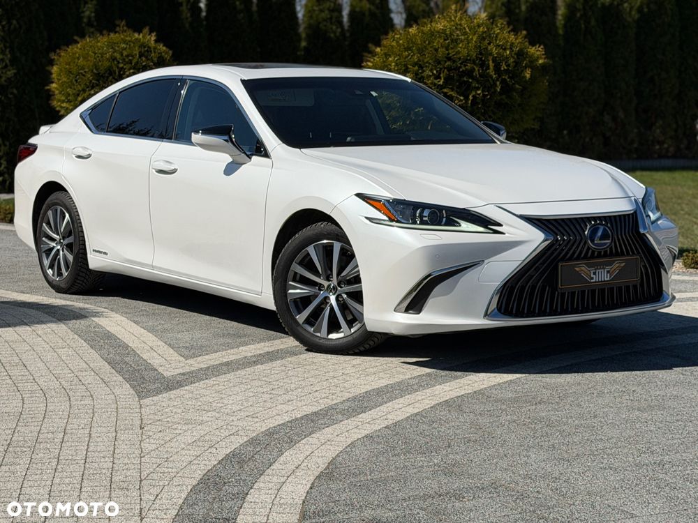 Lexus ES 300h Business Line - 4