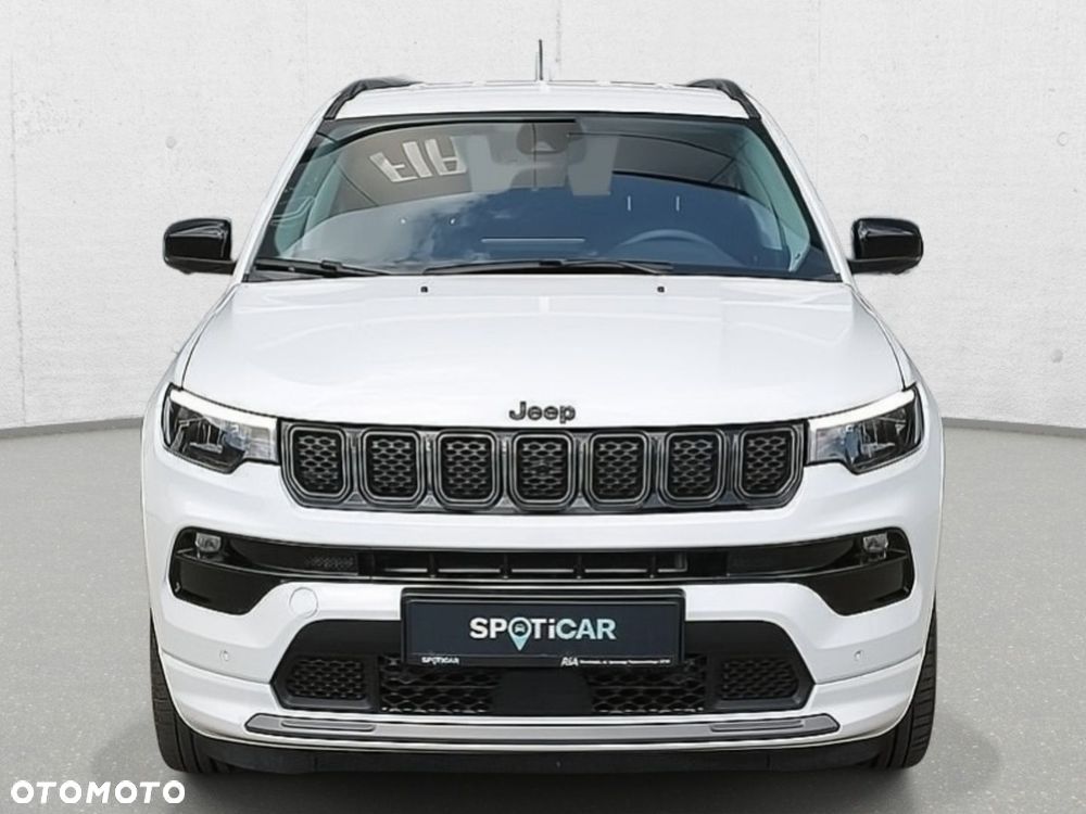 Jeep Compass - 4