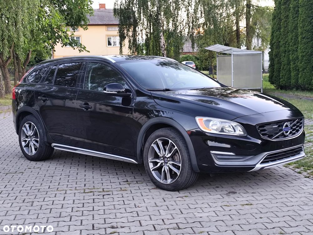 Volvo V60 Cross Country T5 AWD Momentum - 3