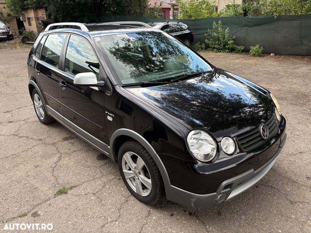 Volkswagen Polo 1.4 FSI Sportline - 2