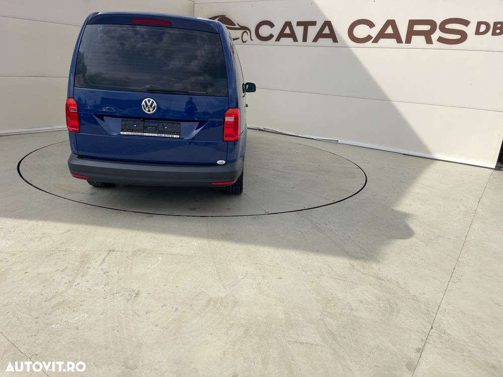 Volkswagen Caddy Maxi - 14