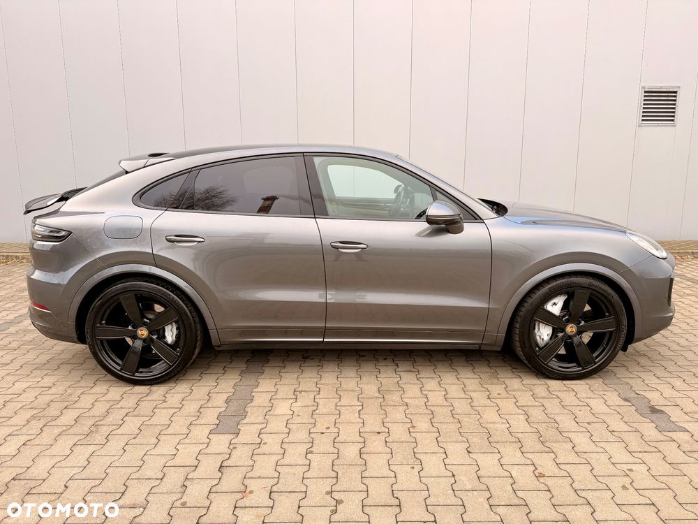 Porsche Cayenne - 15