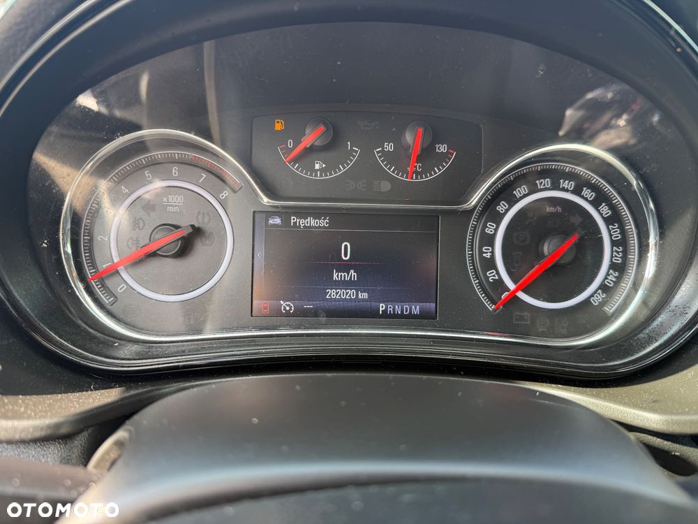 Opel Insignia - 12