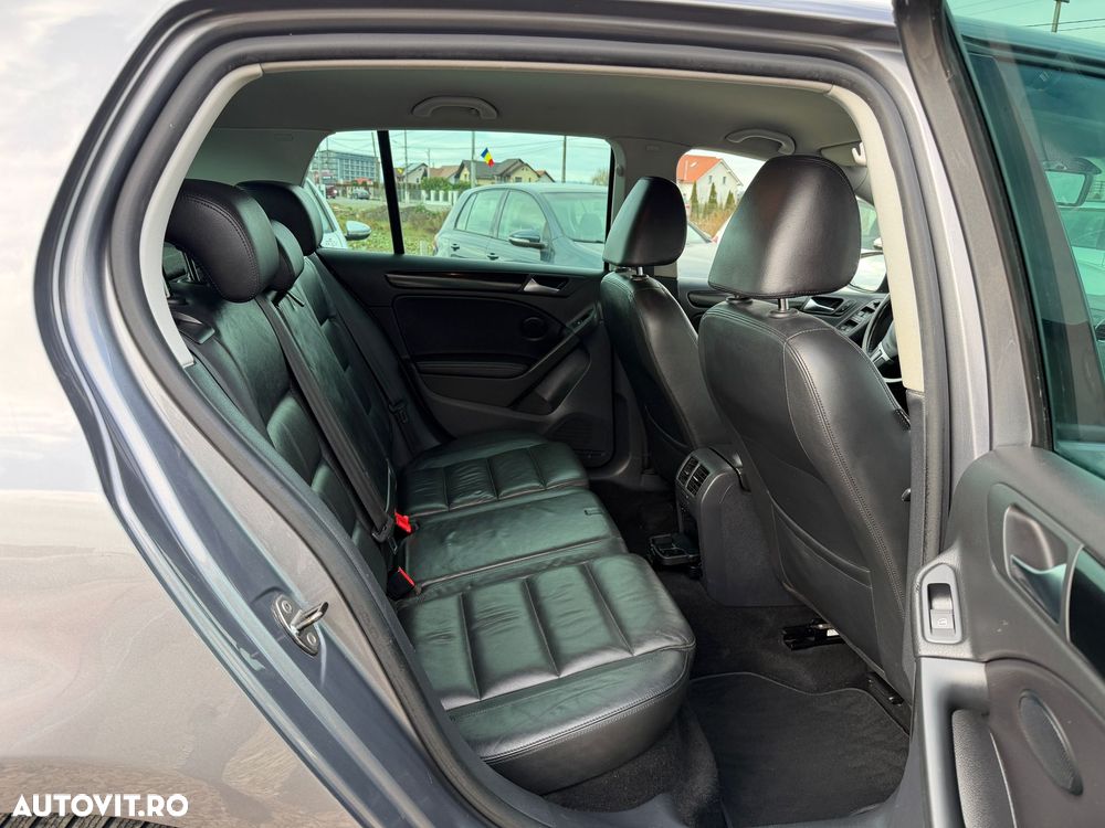 Volkswagen Golf 1.4 TSI BlueMotion Technology DSG Highline - 14